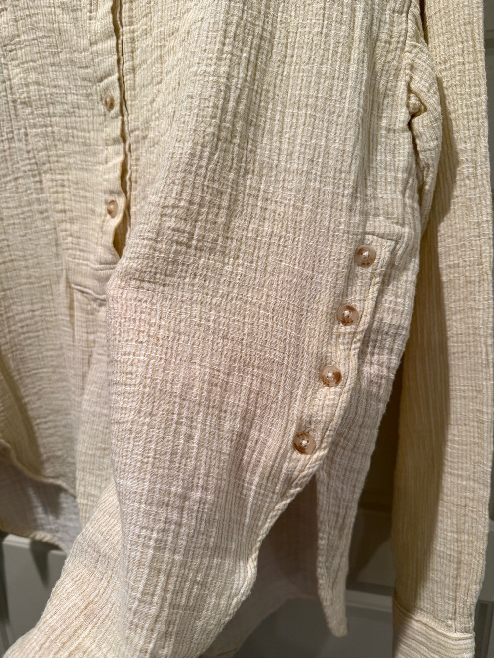 Anthropologie Cream Button-Placket Gauze Tunic with button details - Picture 6 of 7